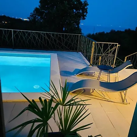 Castanea * אופטיה