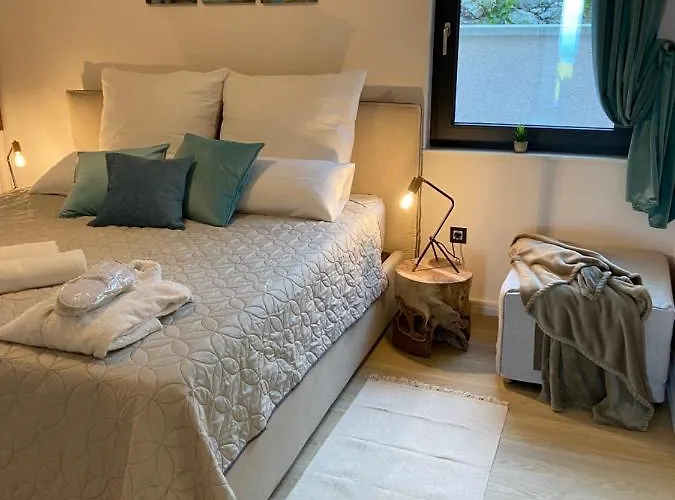 Castanea * 奥帕提亚