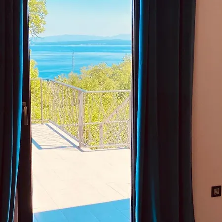 Castanea וילה אופטיה