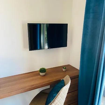 Castanea * אופטיה