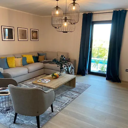 Castanea אופטיה