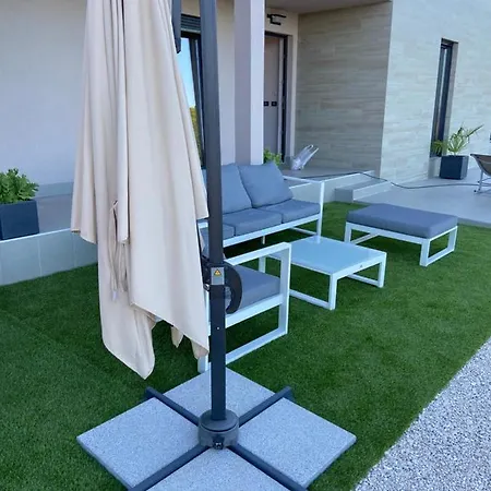 Castanea וילה אופטיה