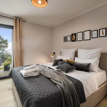 וילה Castanea אופטיה