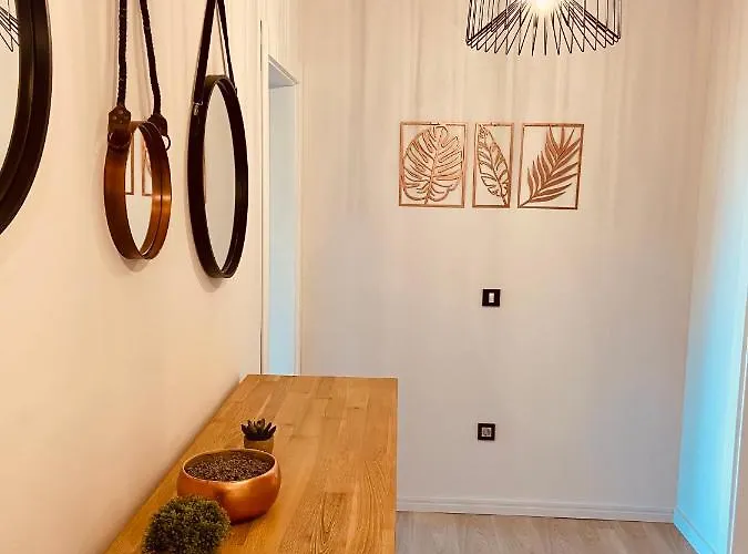 Castanea Οπατία