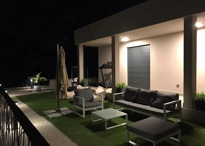 Castanea Οπατία